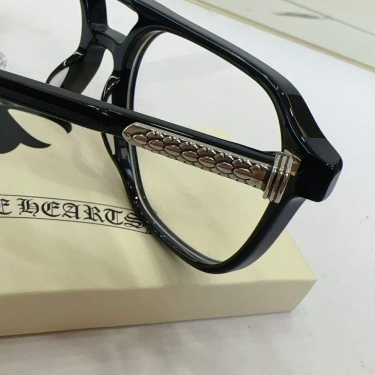 Picture of Chrome Hearts Sunglasses _SKUfw66708619fw
